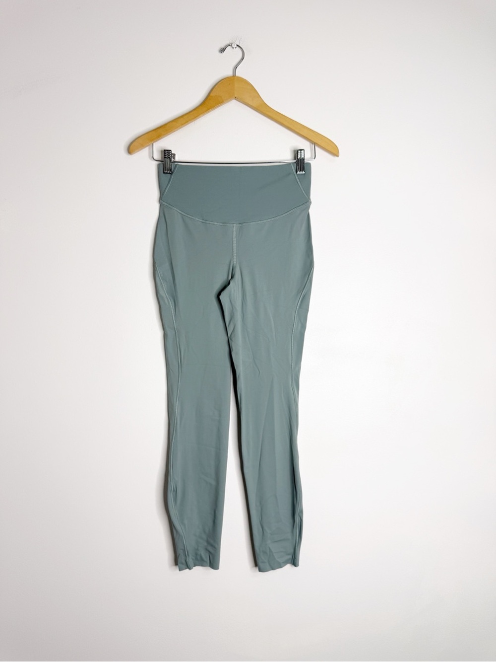 Lululemon In Movement Tights Size 6 Teal 25” Leggings Everlux